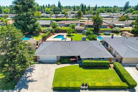 6052 Woodhaven Ave Carmichael CA 95608