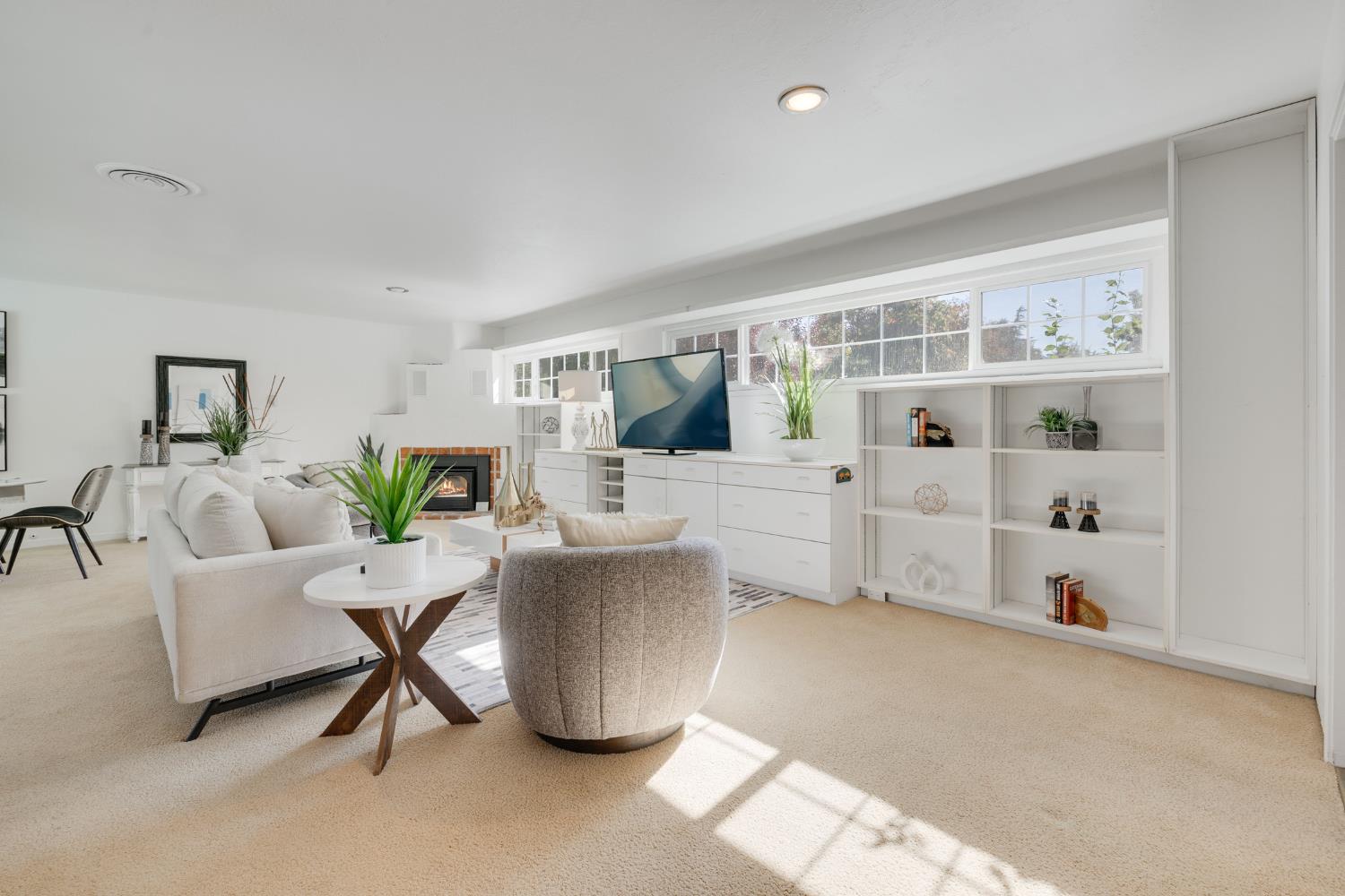 2601 Sierra Boulevard