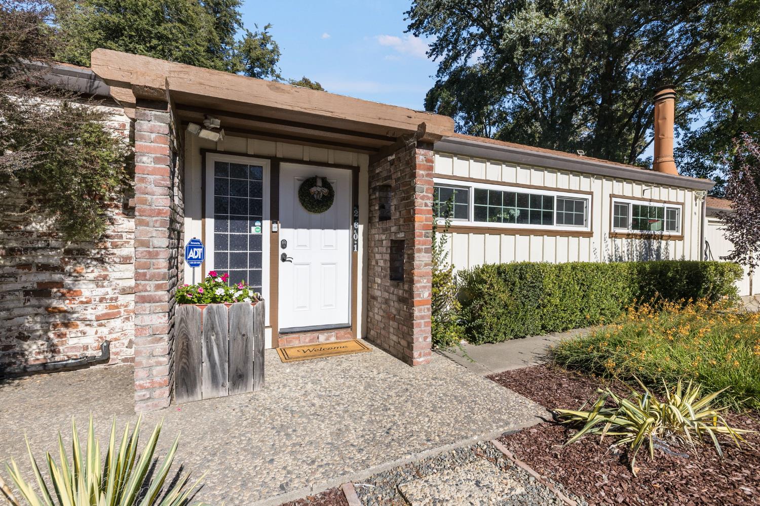 2601 Sierra Boulevard