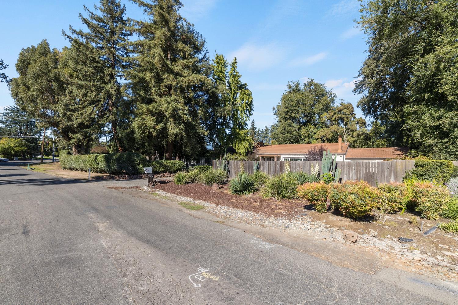 2601 Sierra Boulevard