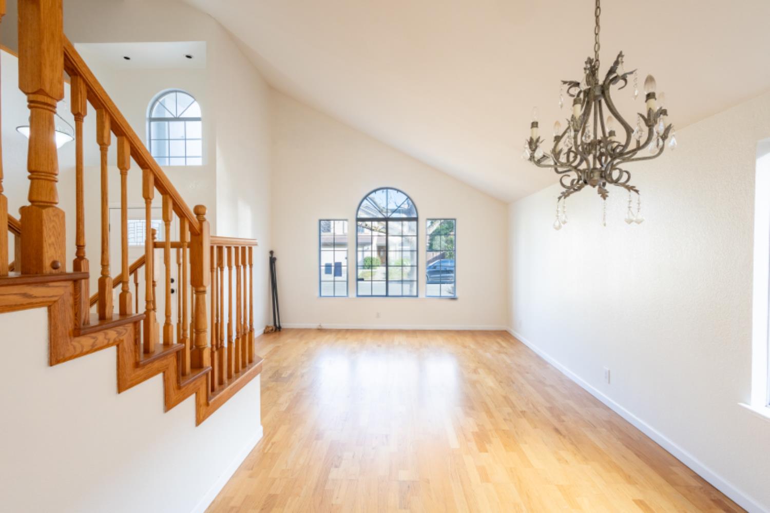 8247 Derbyshire Circle