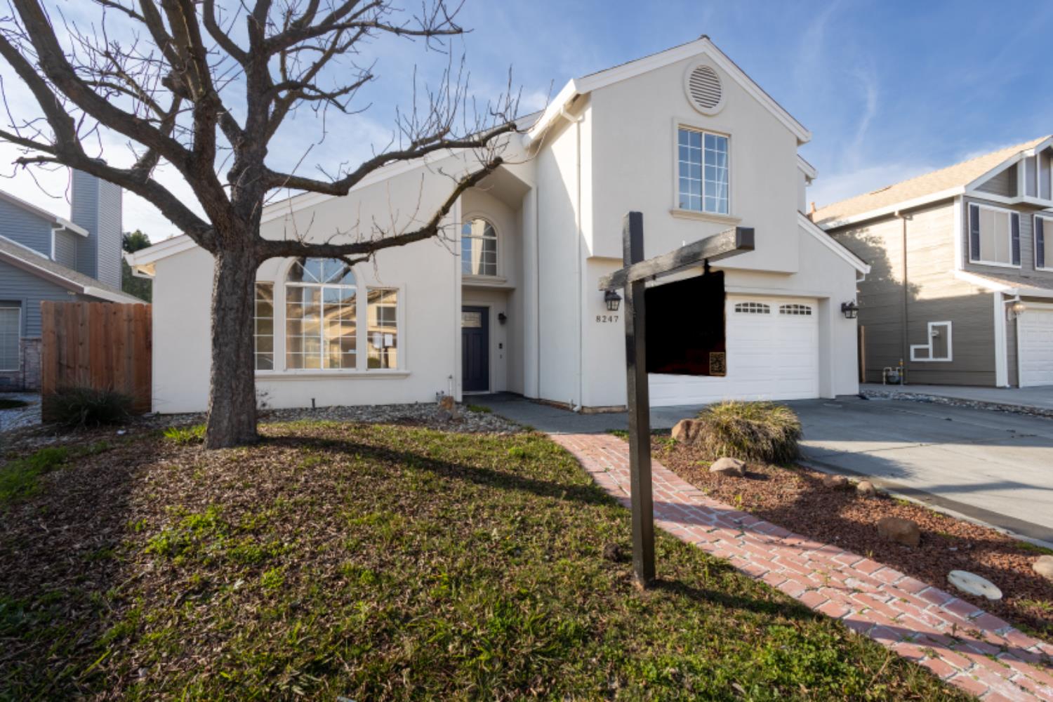 8247 Derbyshire Circle