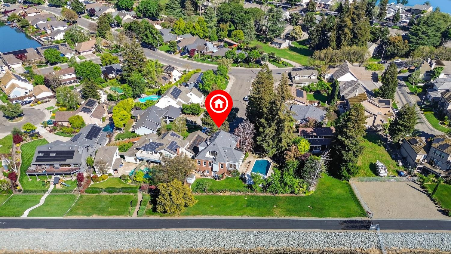 3928 Waynesboro Court