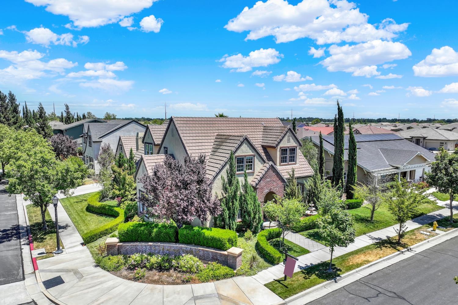 2101 Promenade Drive