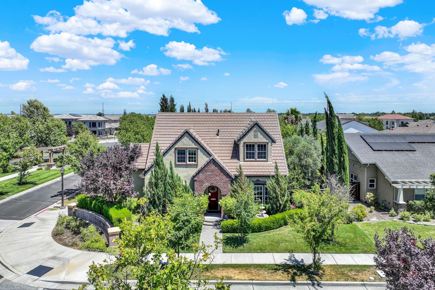 2101 Promenade Drive