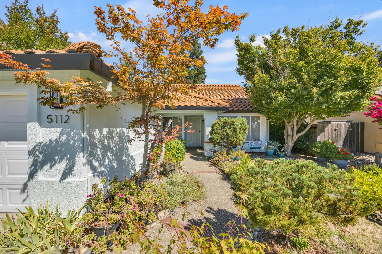 5112 Charter Court