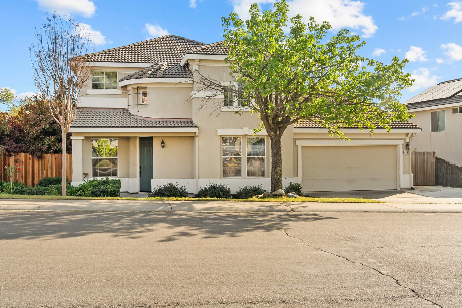 4285 Crazy Horse Road