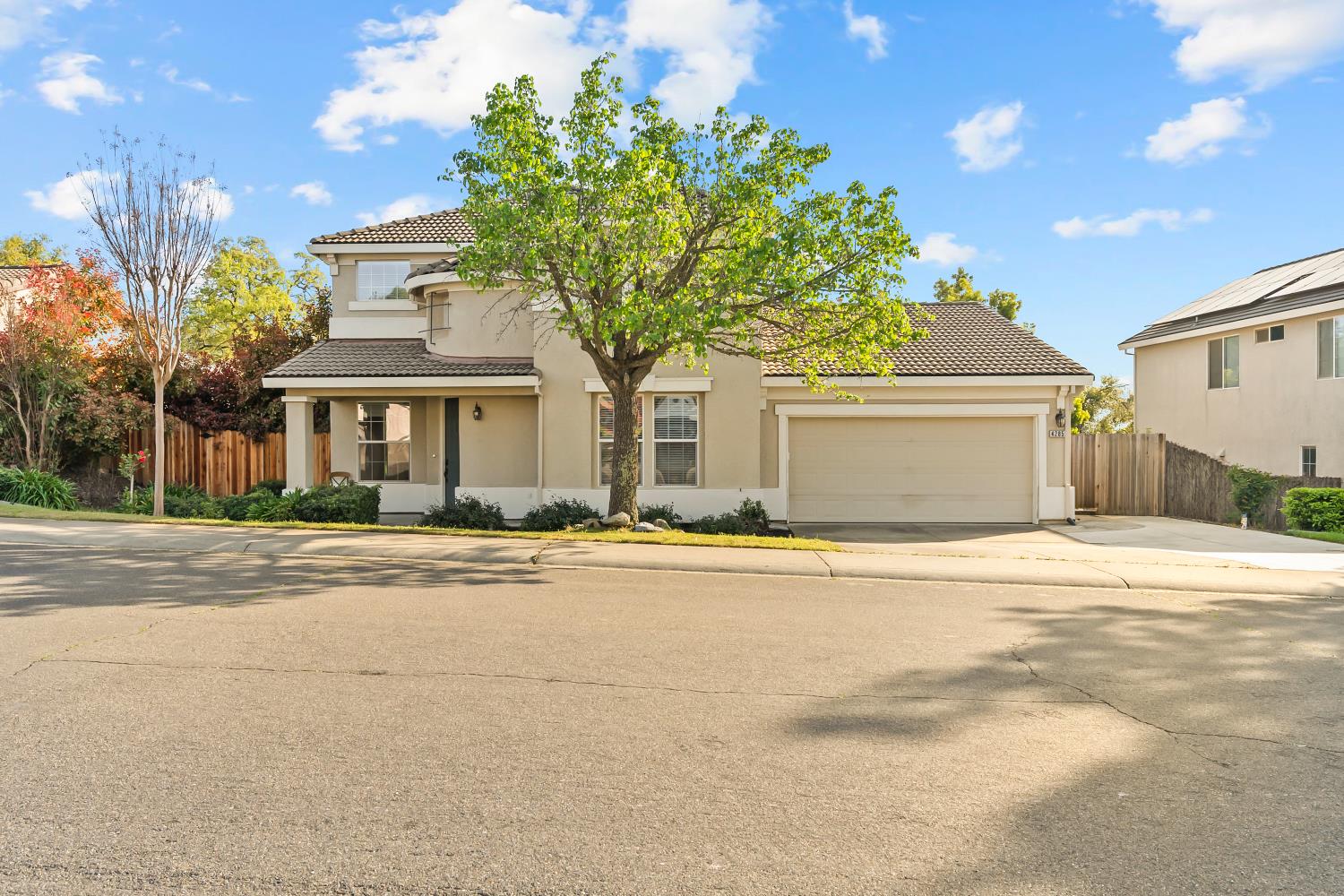 4285 Crazy Horse Road