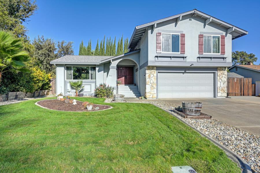 8161 Holm Oak Way