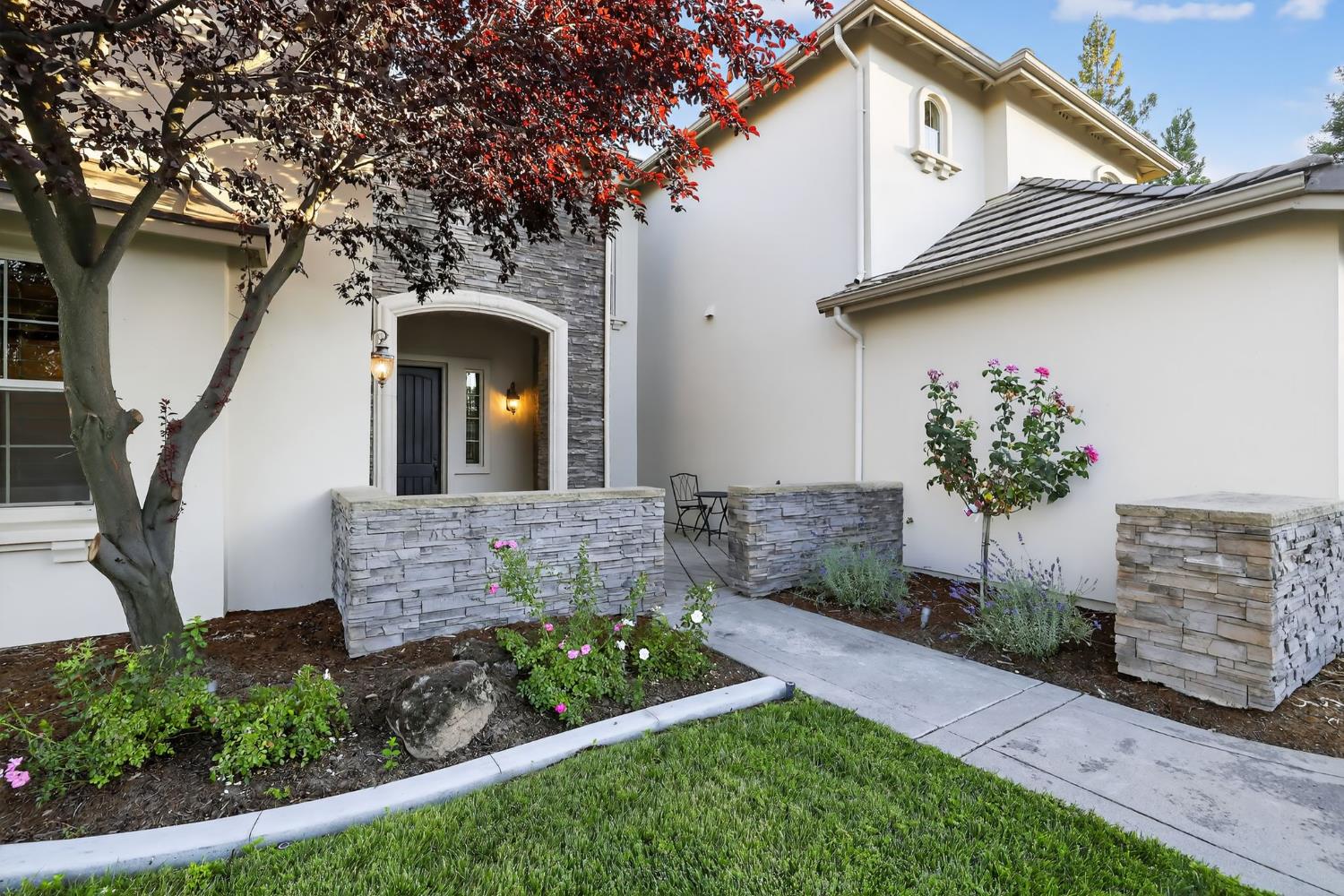 708 Misty Ridge Circle