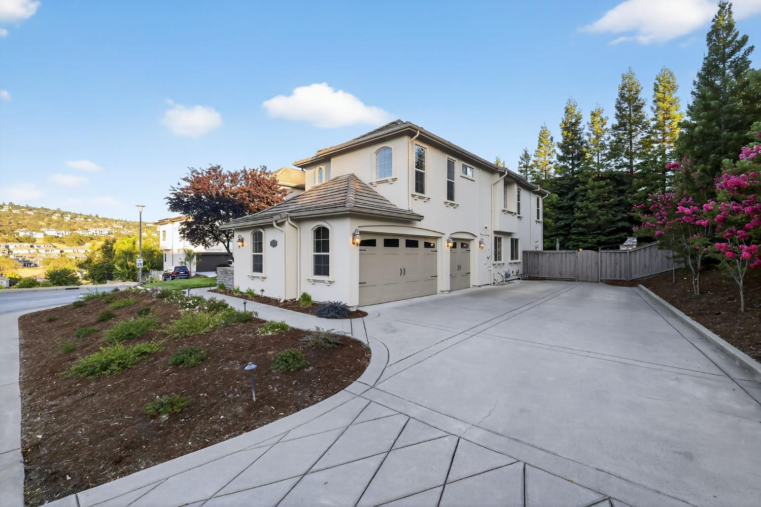 708 Misty Ridge Circle