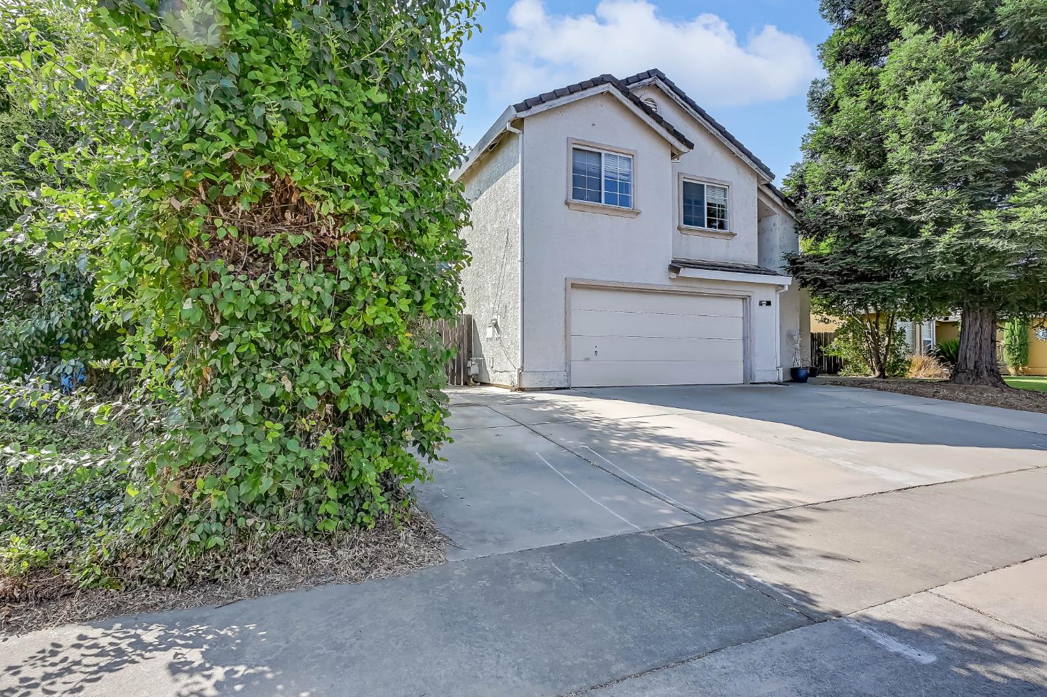 1712 Cattail Dr