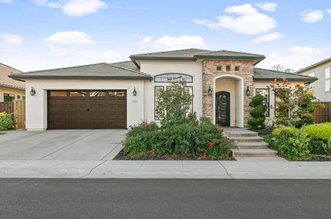 685 Oreno Circle Folsom CA 95630