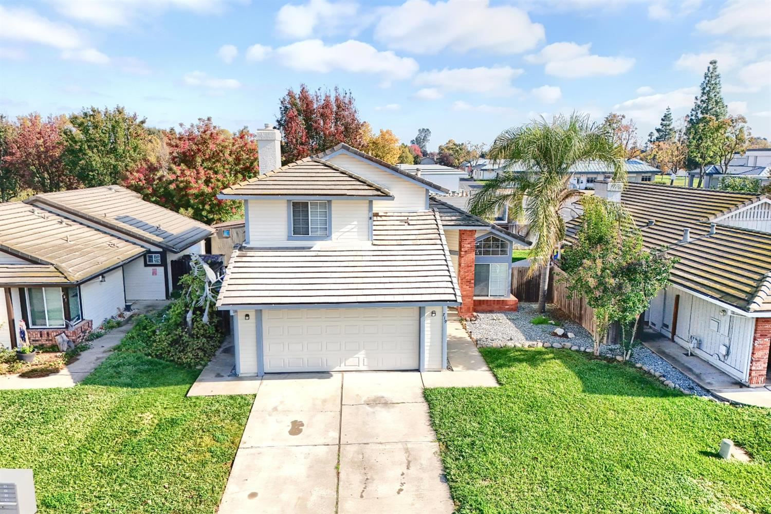 719 Summit Lakes Way