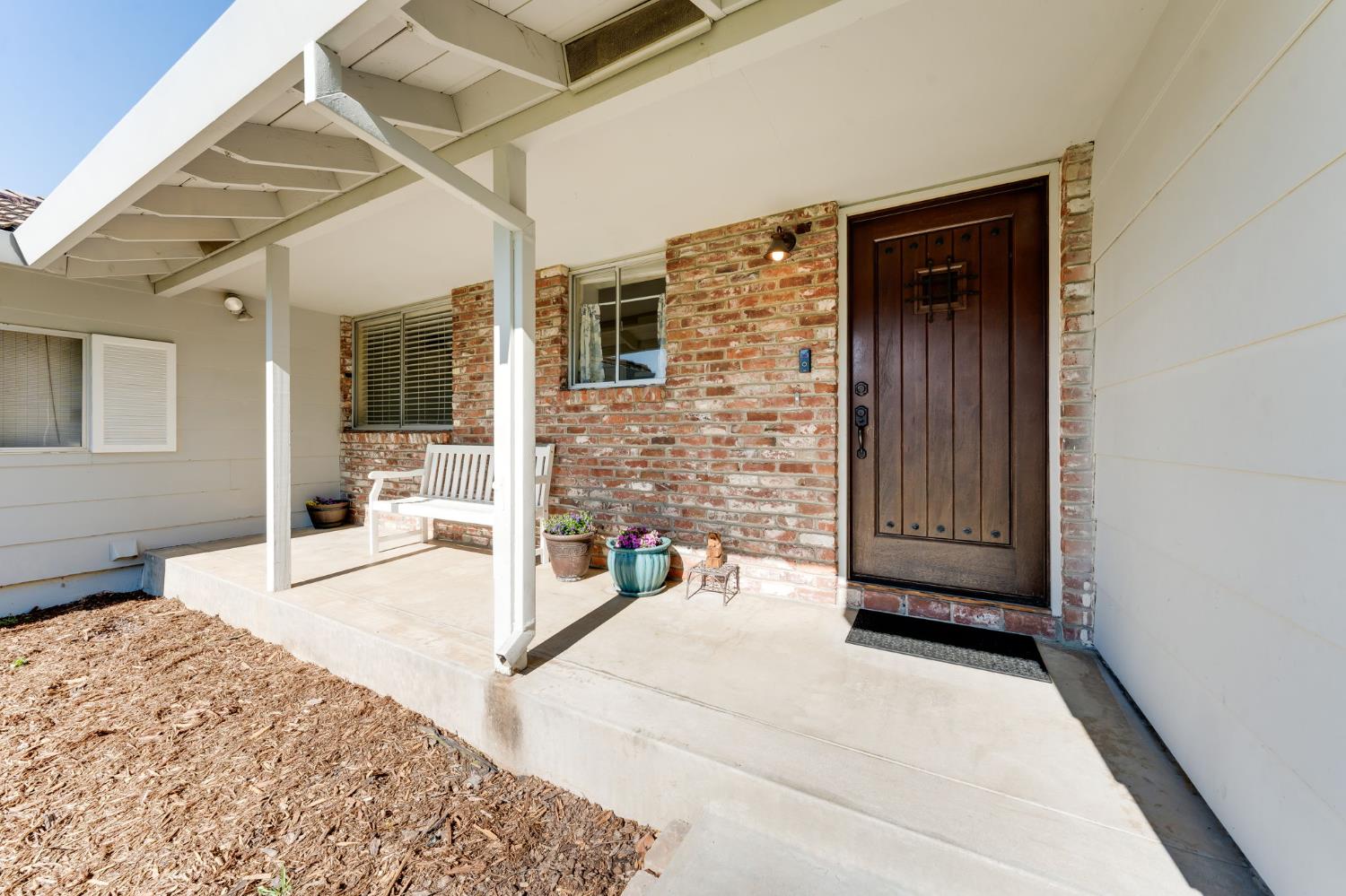 4936 Brookglen Way