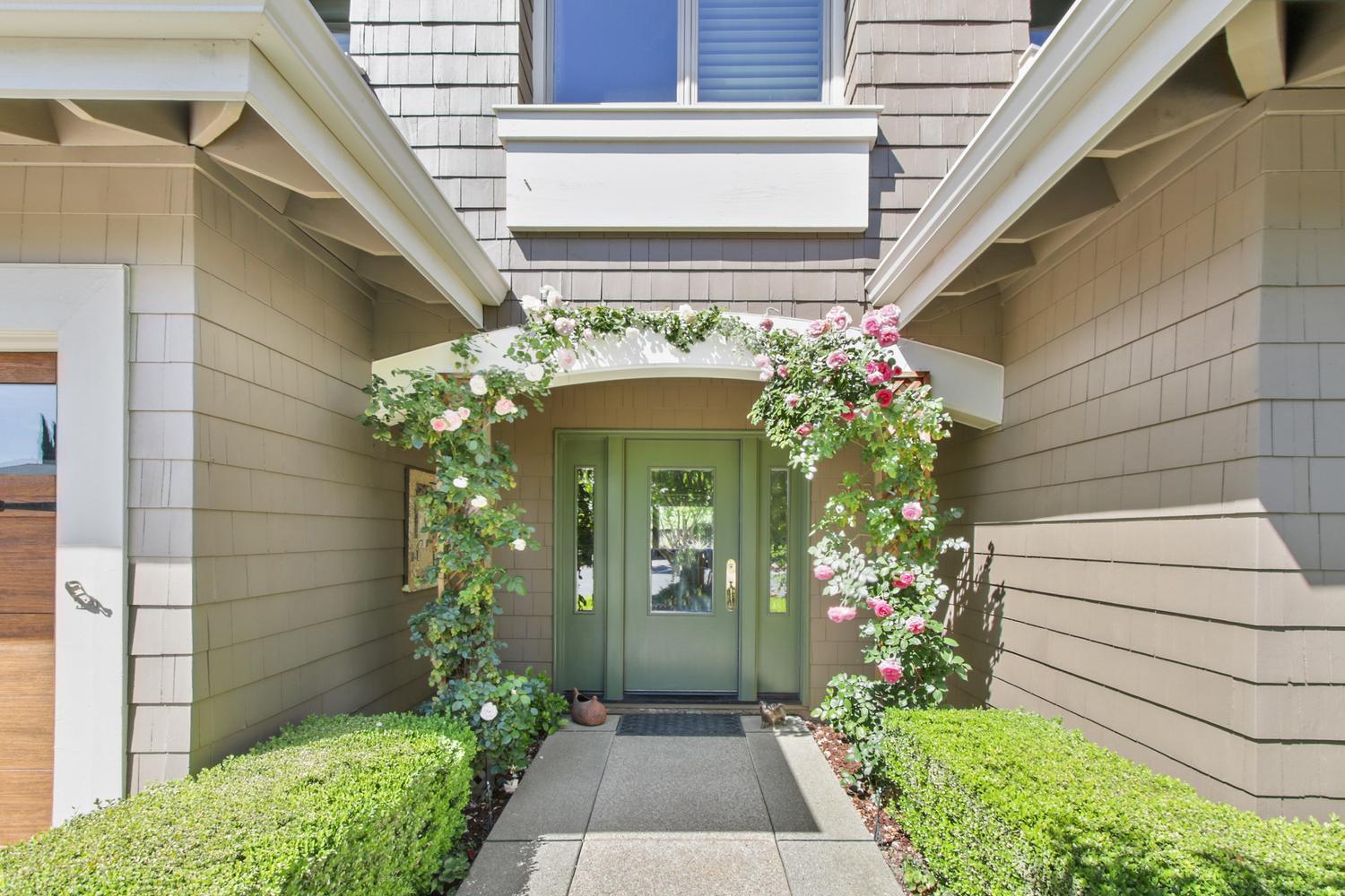 505 Mockingbird Place