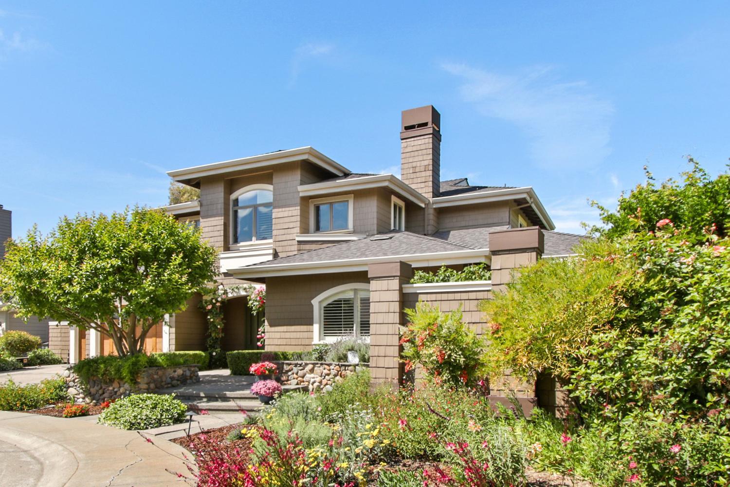 505 Mockingbird Place