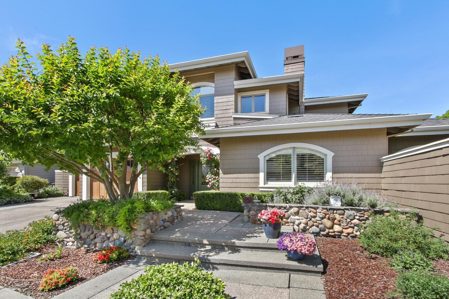 505 Mockingbird Place
