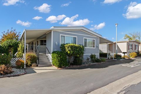 6827 Capital Circle 203 Sacramento CA 95828