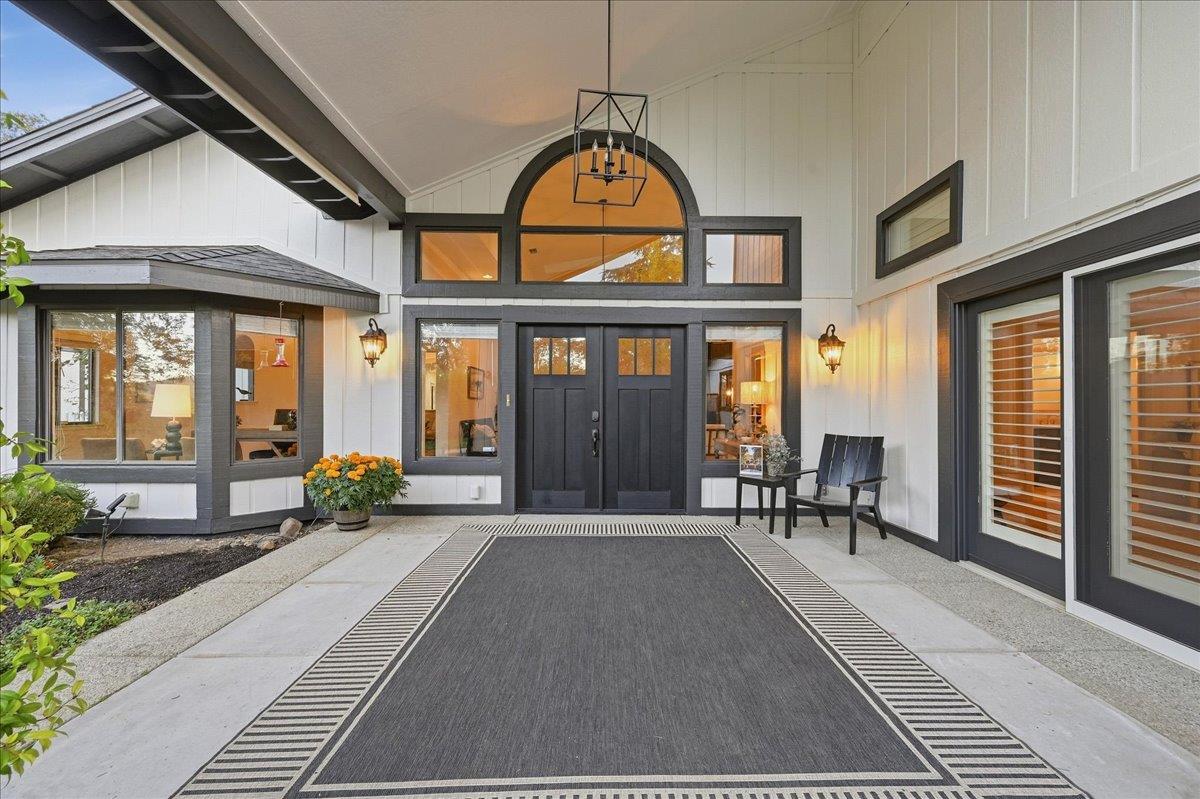 12025 Wanderer Road