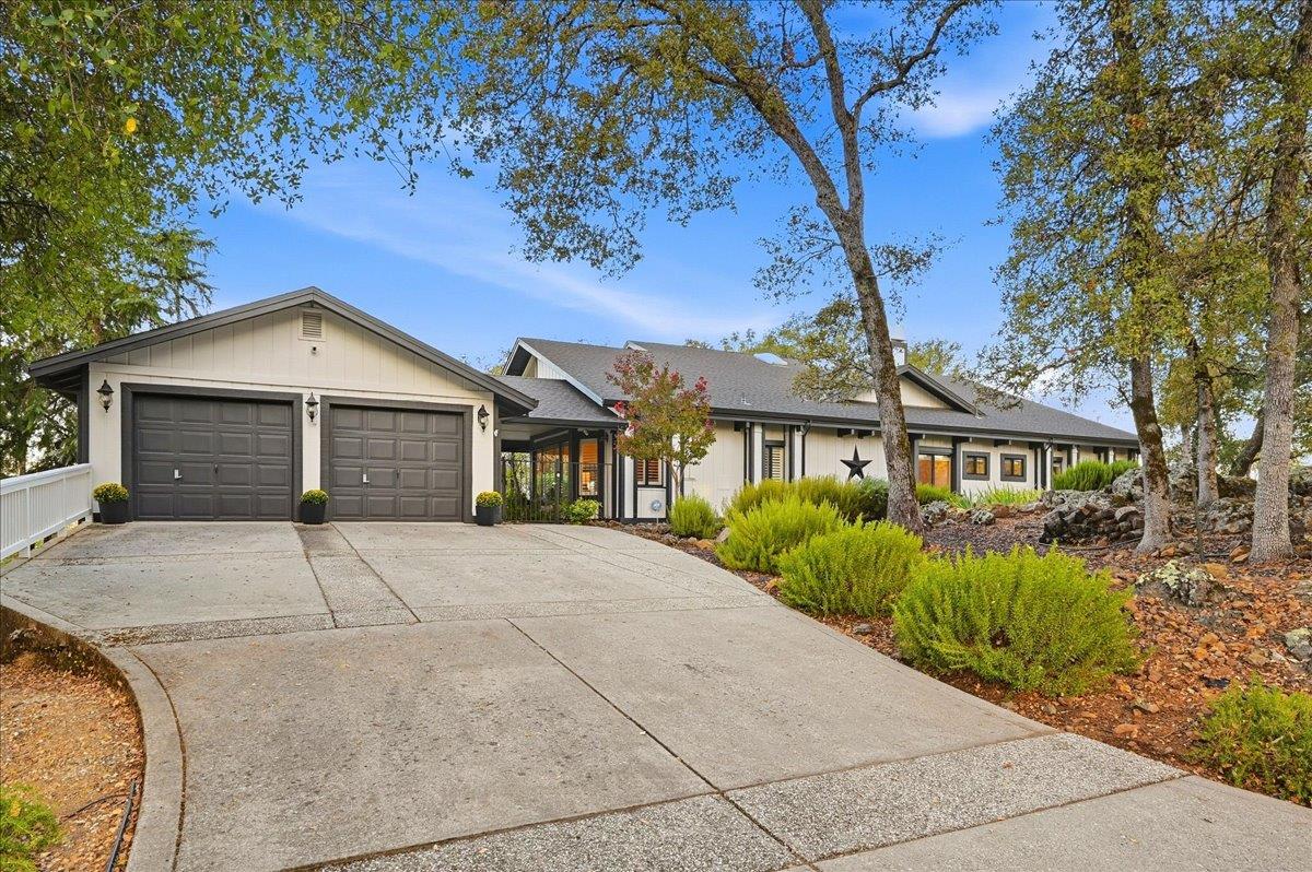 12025 Wanderer Road