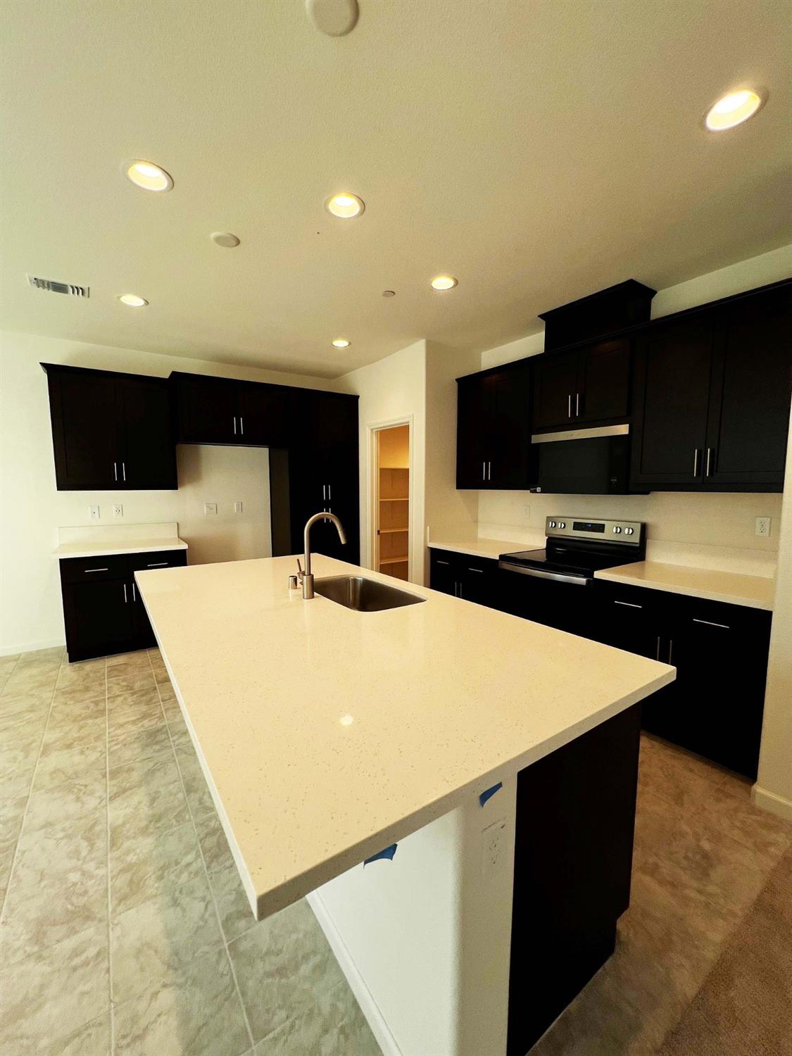 17244 Bosch Avenue 91