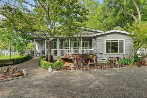 17180 Clover Road Penn Valley CA 95946