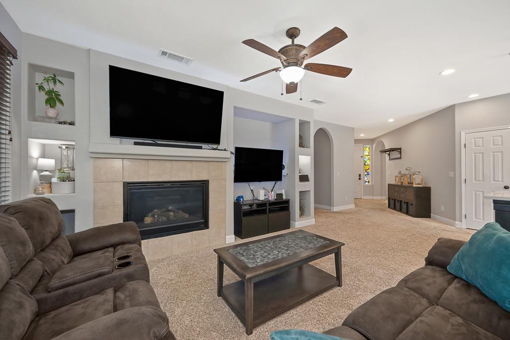 4243 Choteau Circle