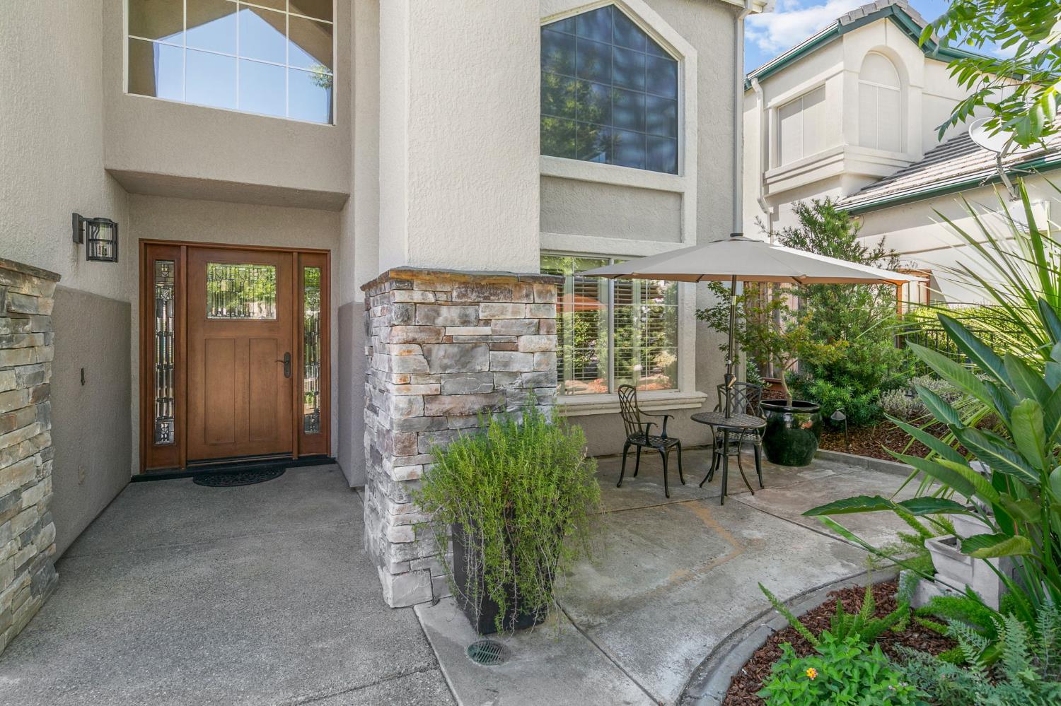 106 Gisler Court