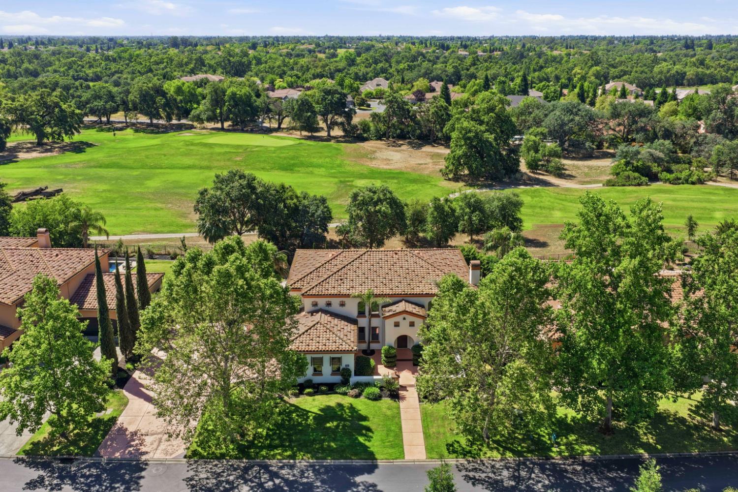 8587 Indianwood Lane