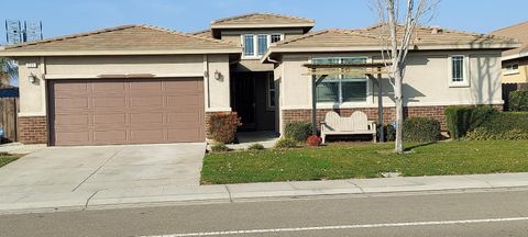 935 Mono Street Manteca CA 95337