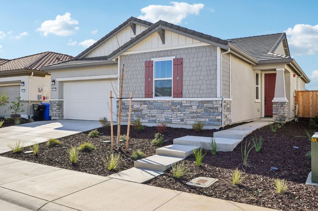 Photo of 10340 W Hema Way, Elk Grove, CA 95757 (MLS # 226035404)