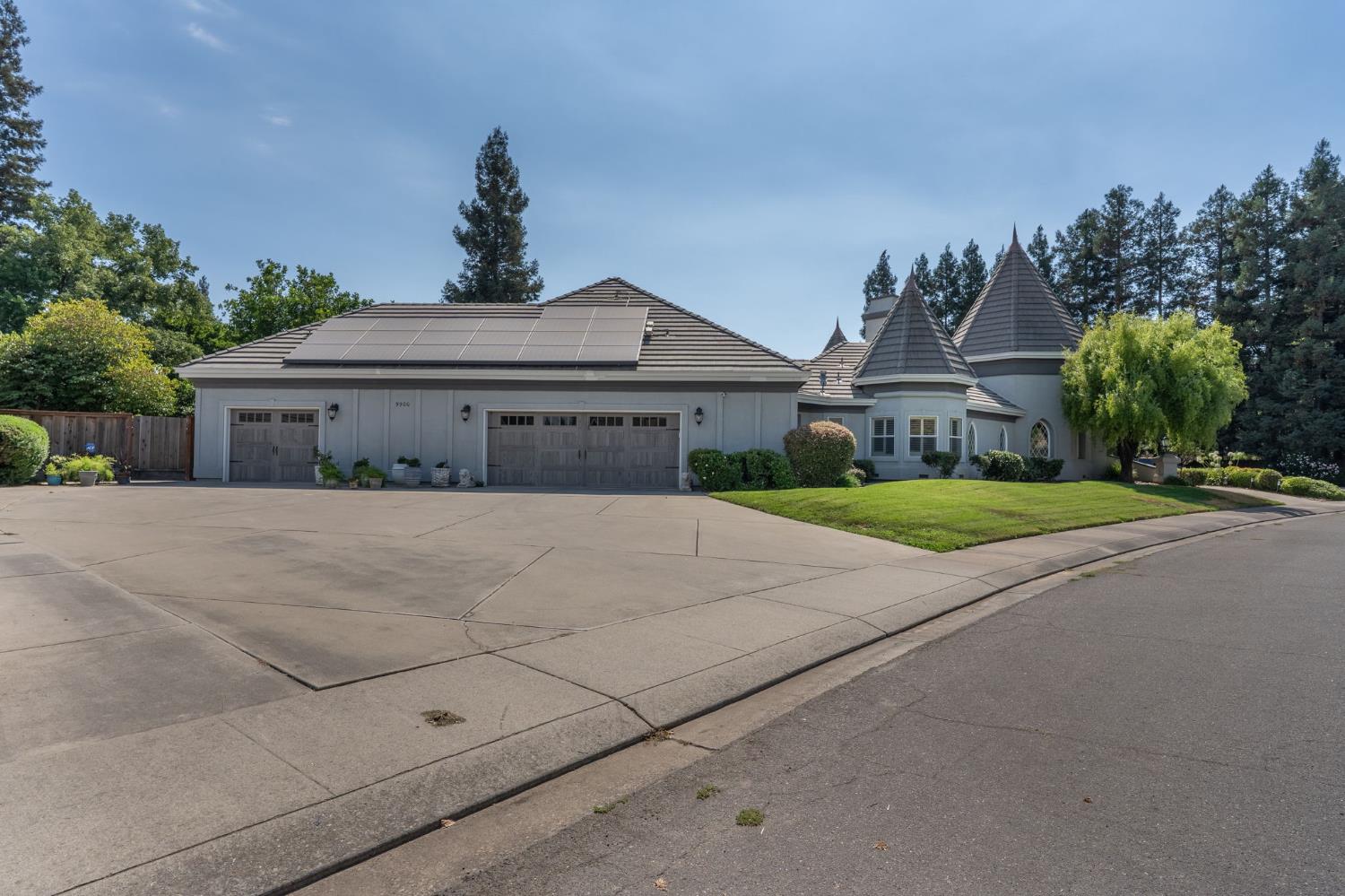 9900 Poppy Hills Drive