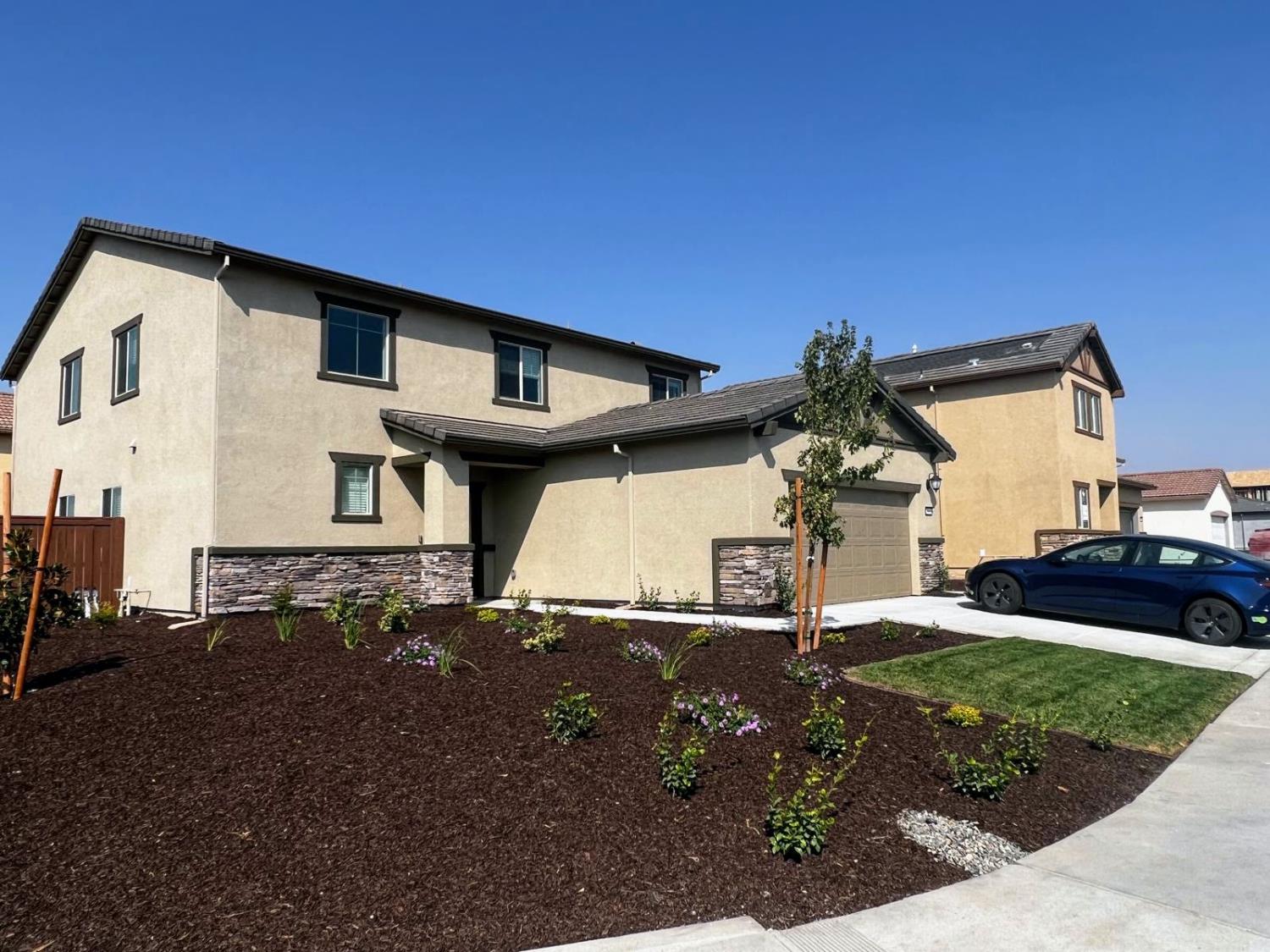 3065 Newfoundland Drive