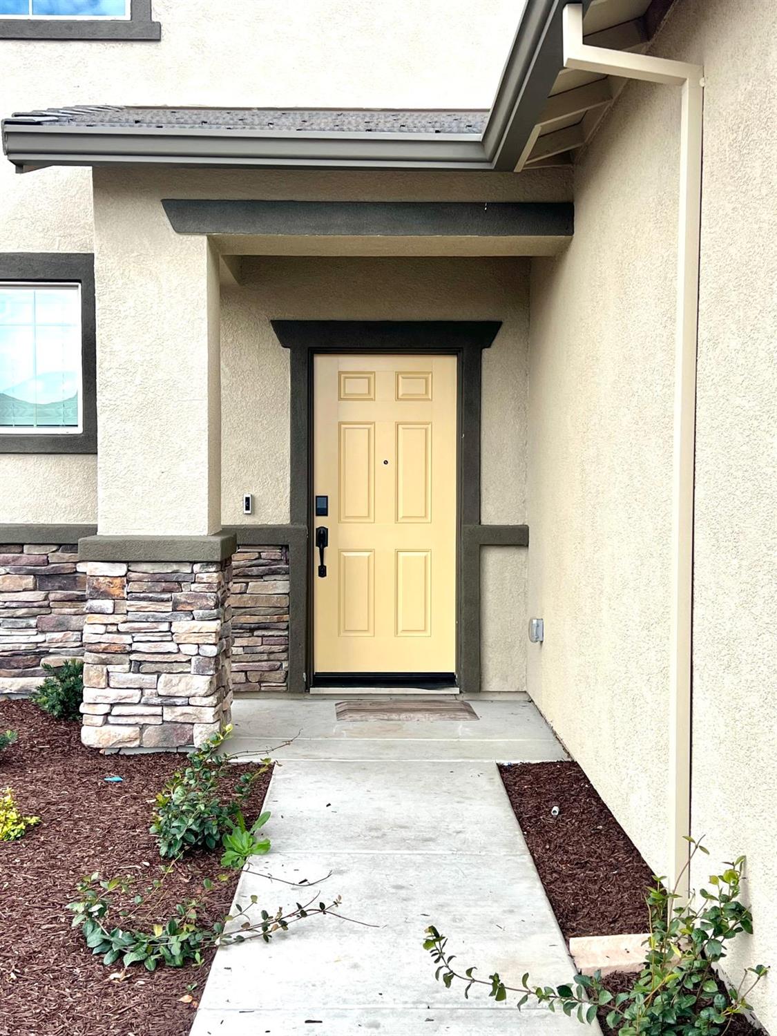 3065 Newfoundland Drive