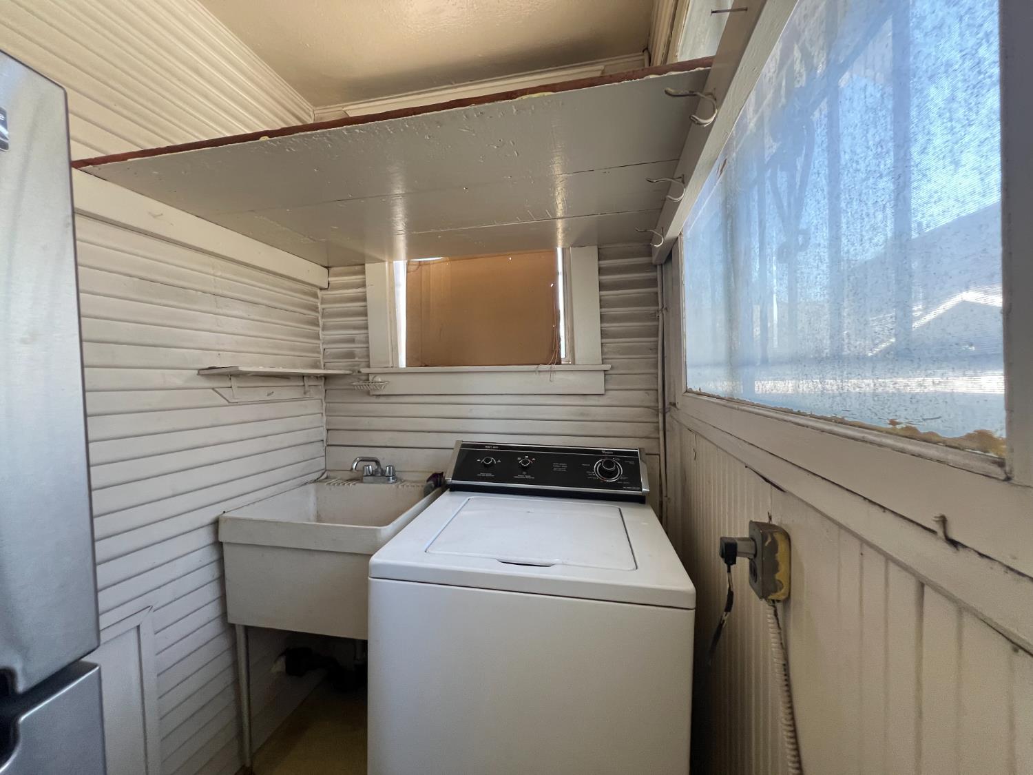 Stockton, California 95206, United States, 2 Bedrooms Bedrooms, ,1 BathroomBathrooms,Residential,Active,155741