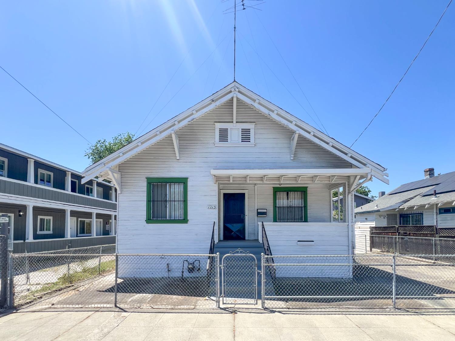 Stockton, California 95206, United States, 2 Bedrooms Bedrooms, ,1 BathroomBathrooms,Residential,Active,155741 Stockton, California 95206, United States, 2 Bedrooms Bedrooms, ,1 BathroomBathrooms,Residential,Active,155741