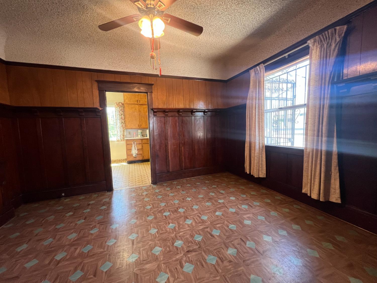 Stockton, California 95206, United States, 2 Bedrooms Bedrooms, ,1 BathroomBathrooms,Residential,Active,155741