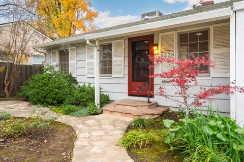 5228 F Street Sacramento CA 95819