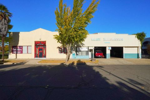 1316 10th Street Modesto CA 95354