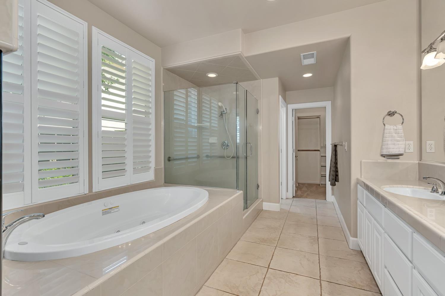 Merced, California 95340, United States, 3 Bedrooms Bedrooms, ,3 BathroomsBathrooms,Residential,Active,132682