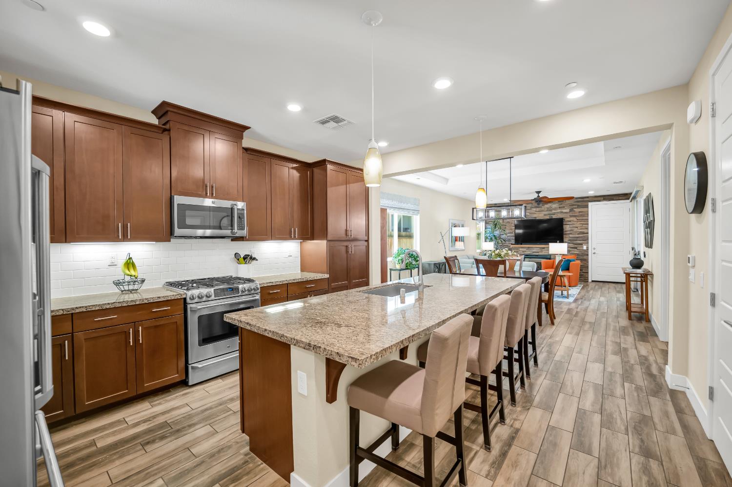 3948 Hovnanian Drive