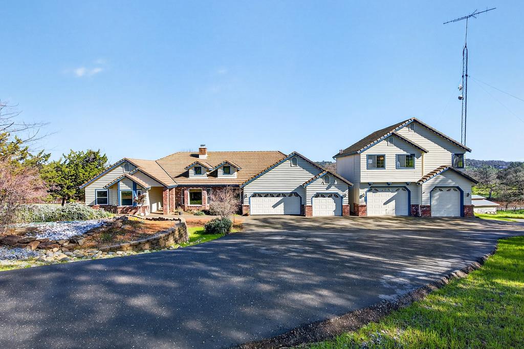 4530 Grazing Hill Road