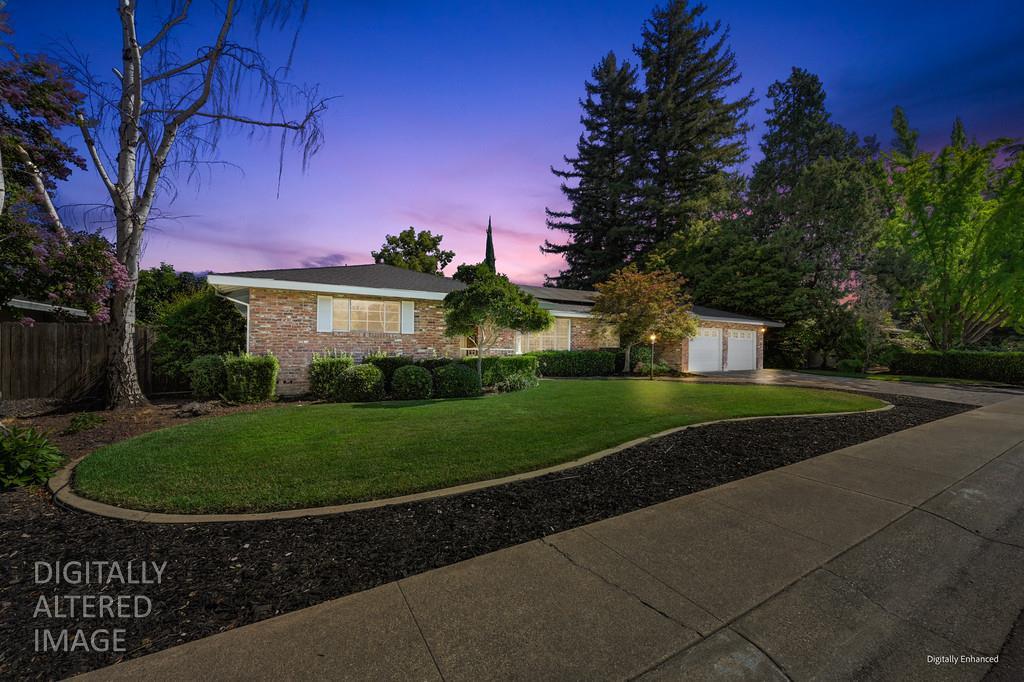 725 Sherwood Drive