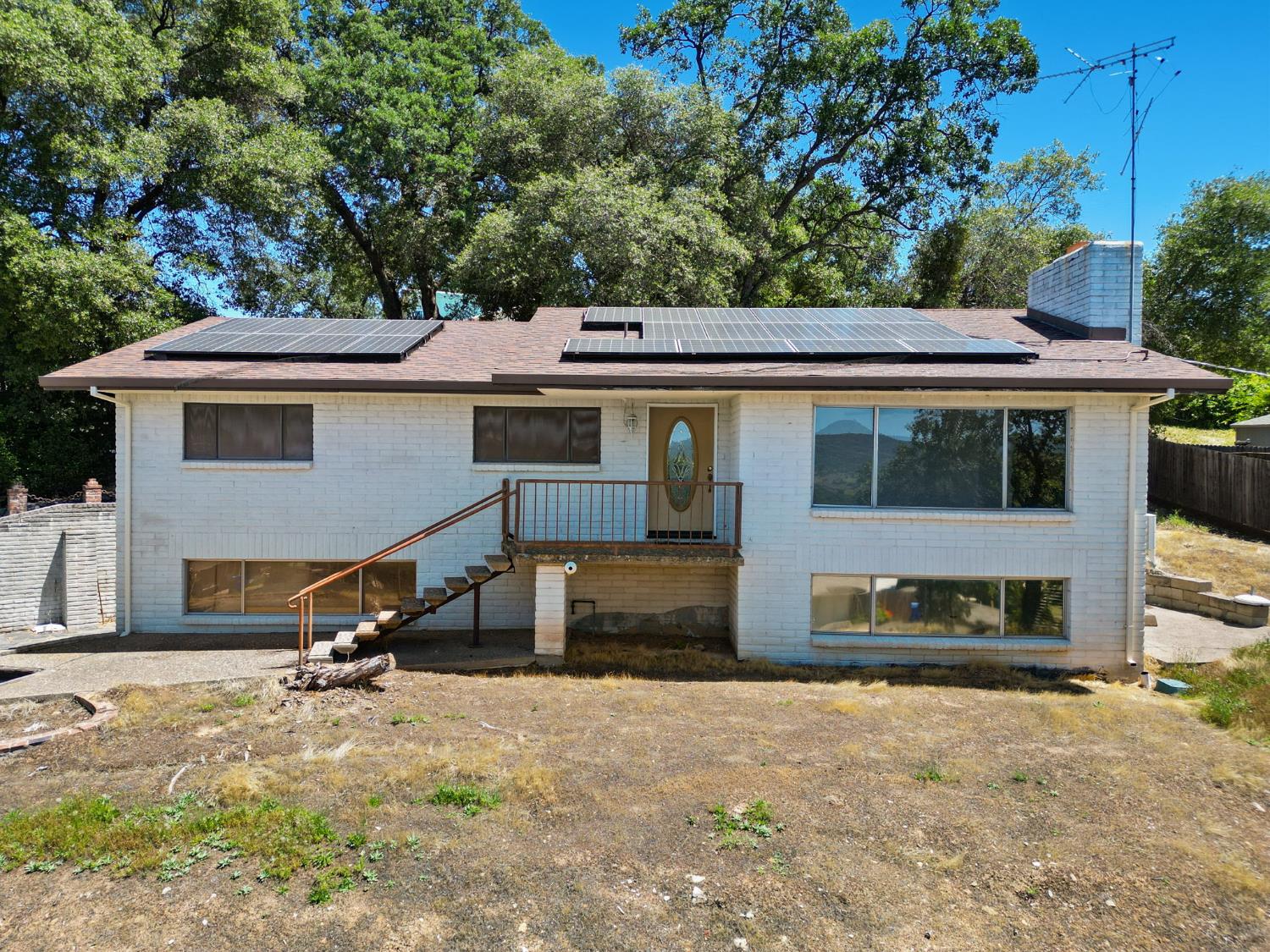 597 Amador Avenue