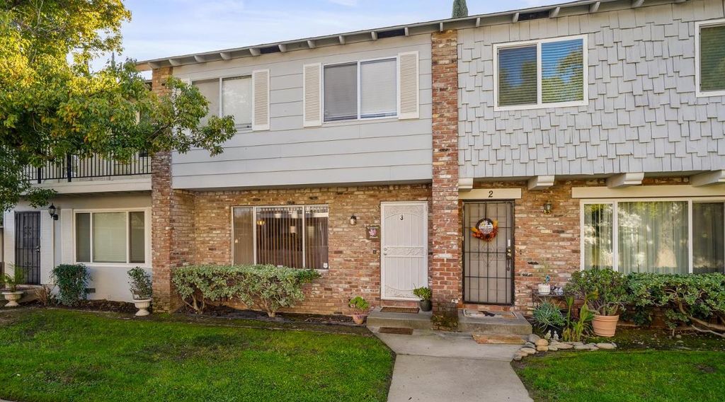 Photo of 5324 Garfield Avenue #3, Sacramento, CA 95841 (MLS # 226003383)