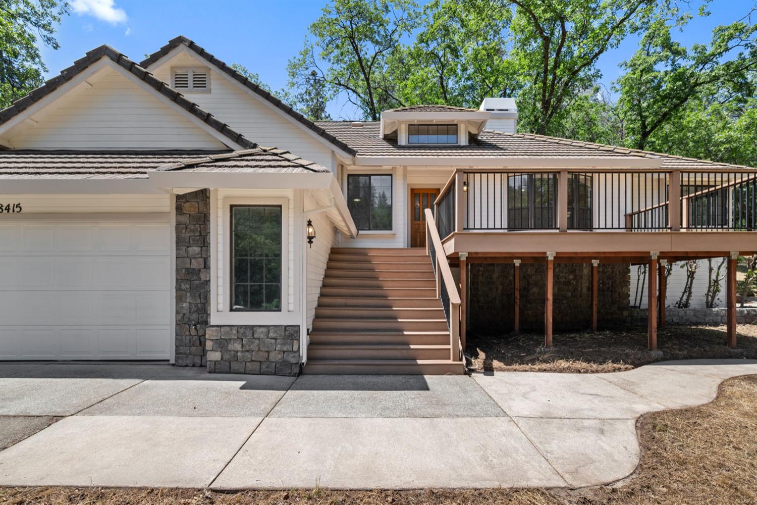18415 Blackberry Lane