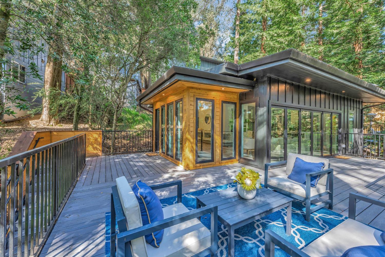 7032 Sayre Drive