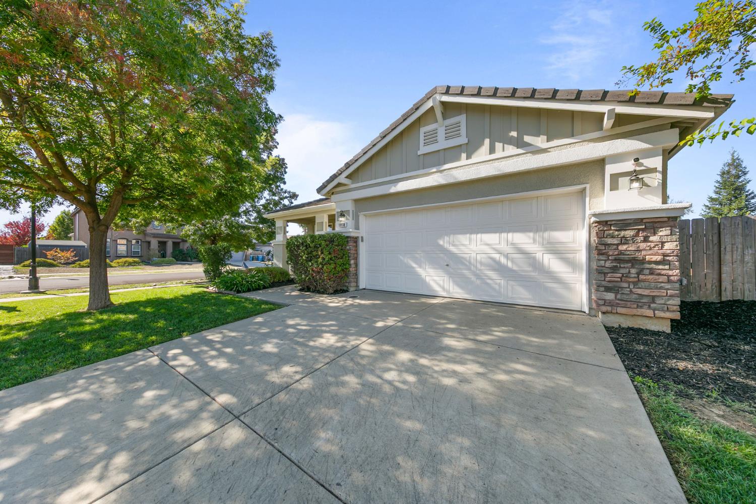 1758 Durham Court