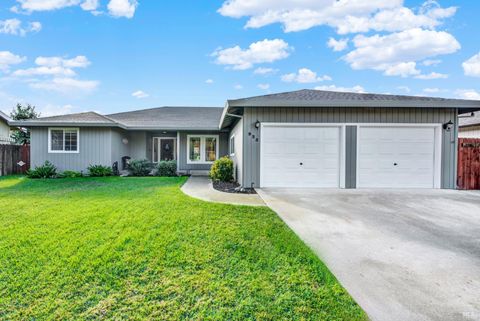 925 Charity Lane Dixon CA 95620